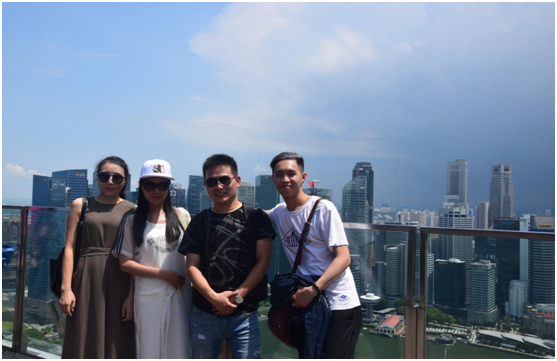 记AG亚娱管理进步奖获得者新马六天游