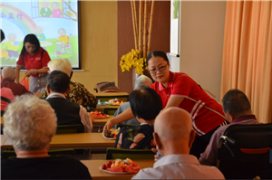 走进福利院，情暖老人心——AG亚娱供应链公益行